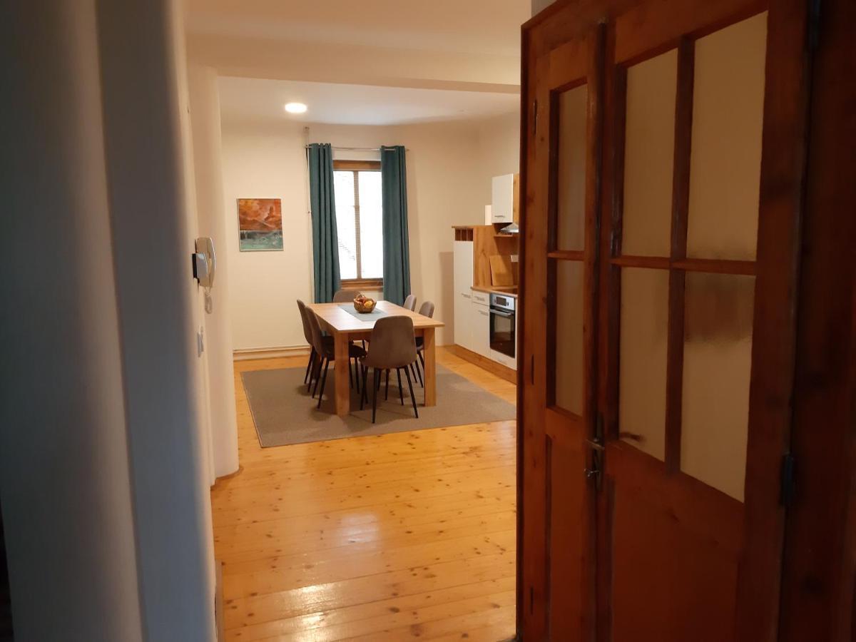 Triglav Apartment House Kranj Exterior foto